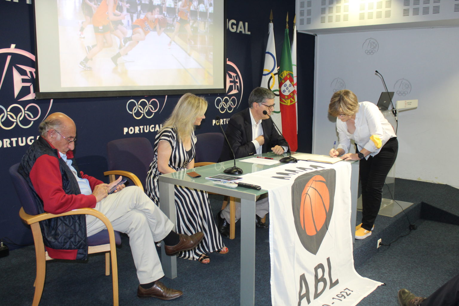 ABL imagem de galeria
