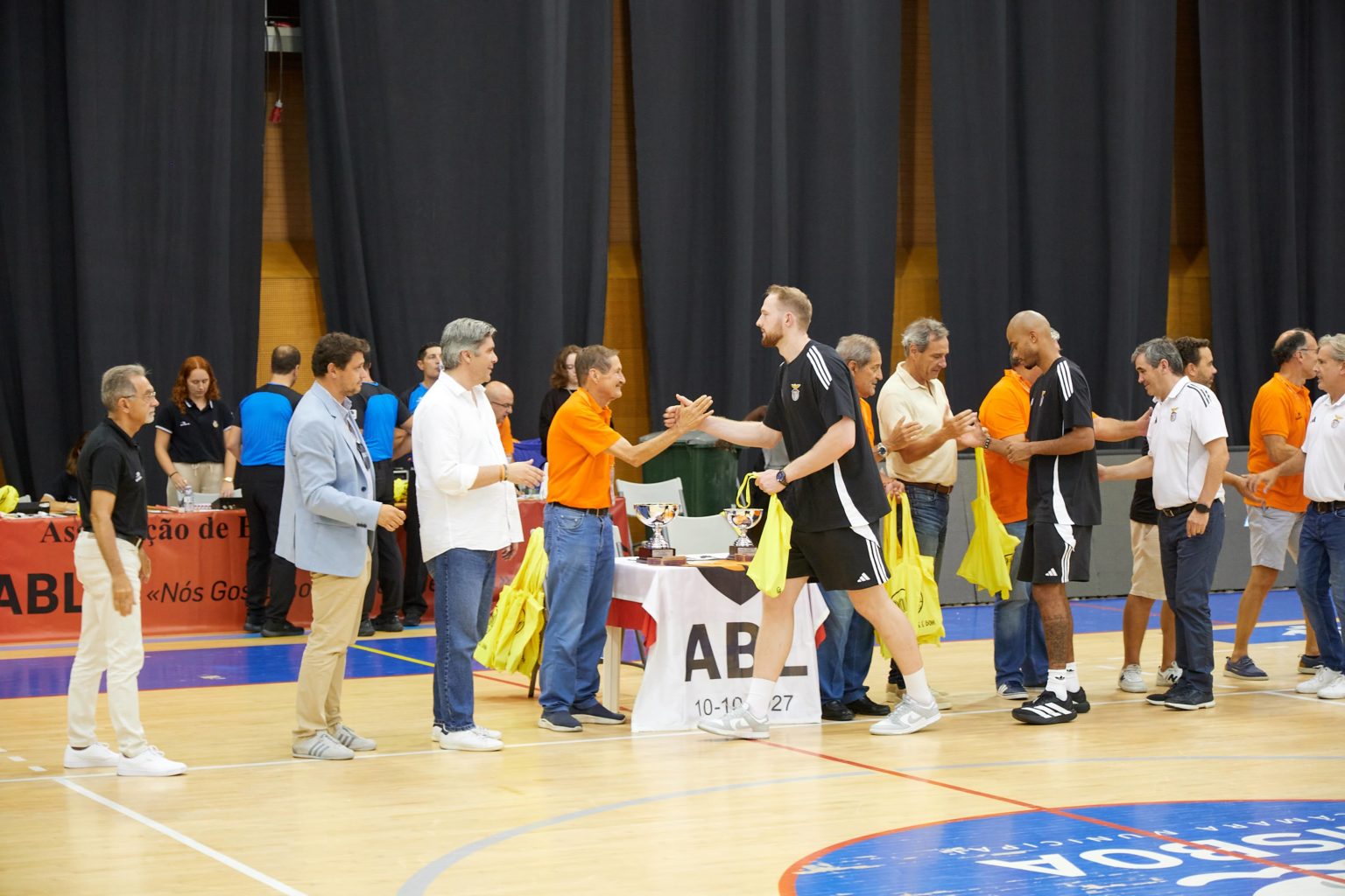 ABL imagem de galeria